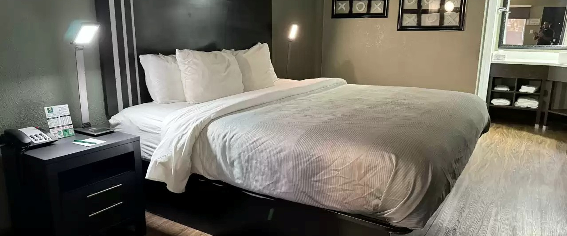Standard King Room